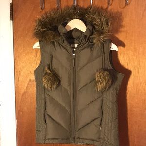Maurices olive green puffer vest faux fur hood.